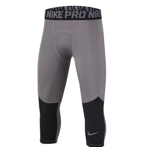 Nike Boys' Pro 3/4 Length Knee Tights